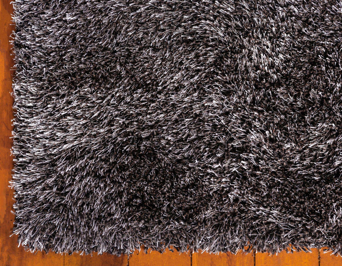 Rechteck Hochflorteppich Luxe Solid Shag in Pinecone Braun von Hadorn™ - Lifestyle Image