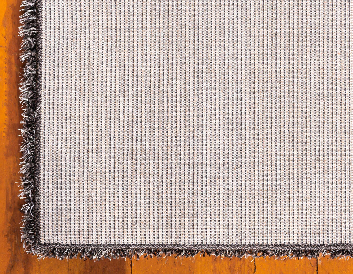 Rechteck Hochflorteppich Luxe Solid Shag in Pinecone Braun von Hadorn™ - Lifestyle Image