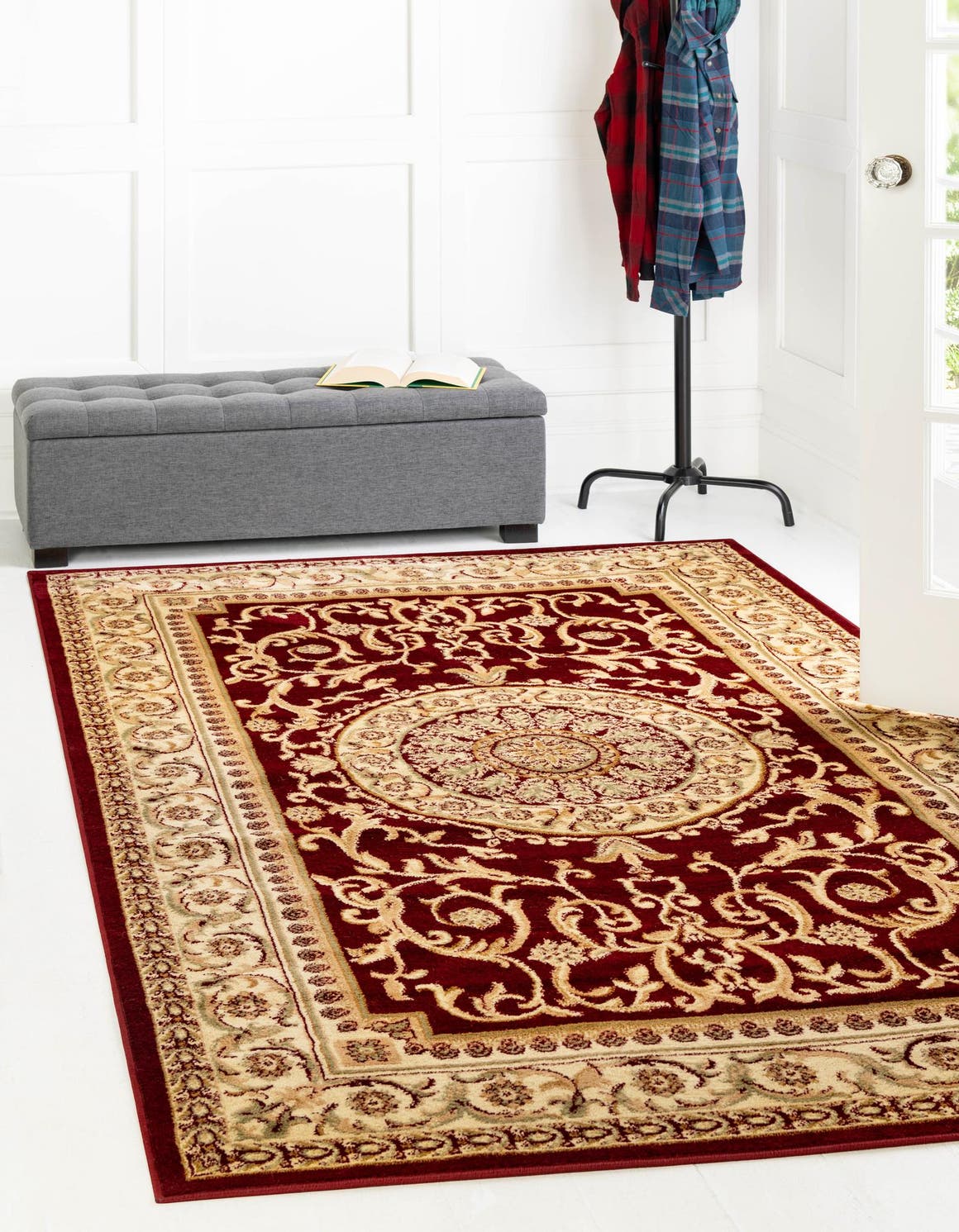 Rechteck Teppich Classic Aubusson in Rot von Hadorn™ - Lifestyle Image