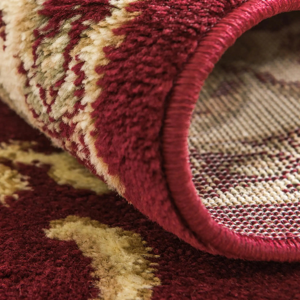 Rechteck Teppich Classic Aubusson in Rot von Hadorn™ - Lifestyle Image