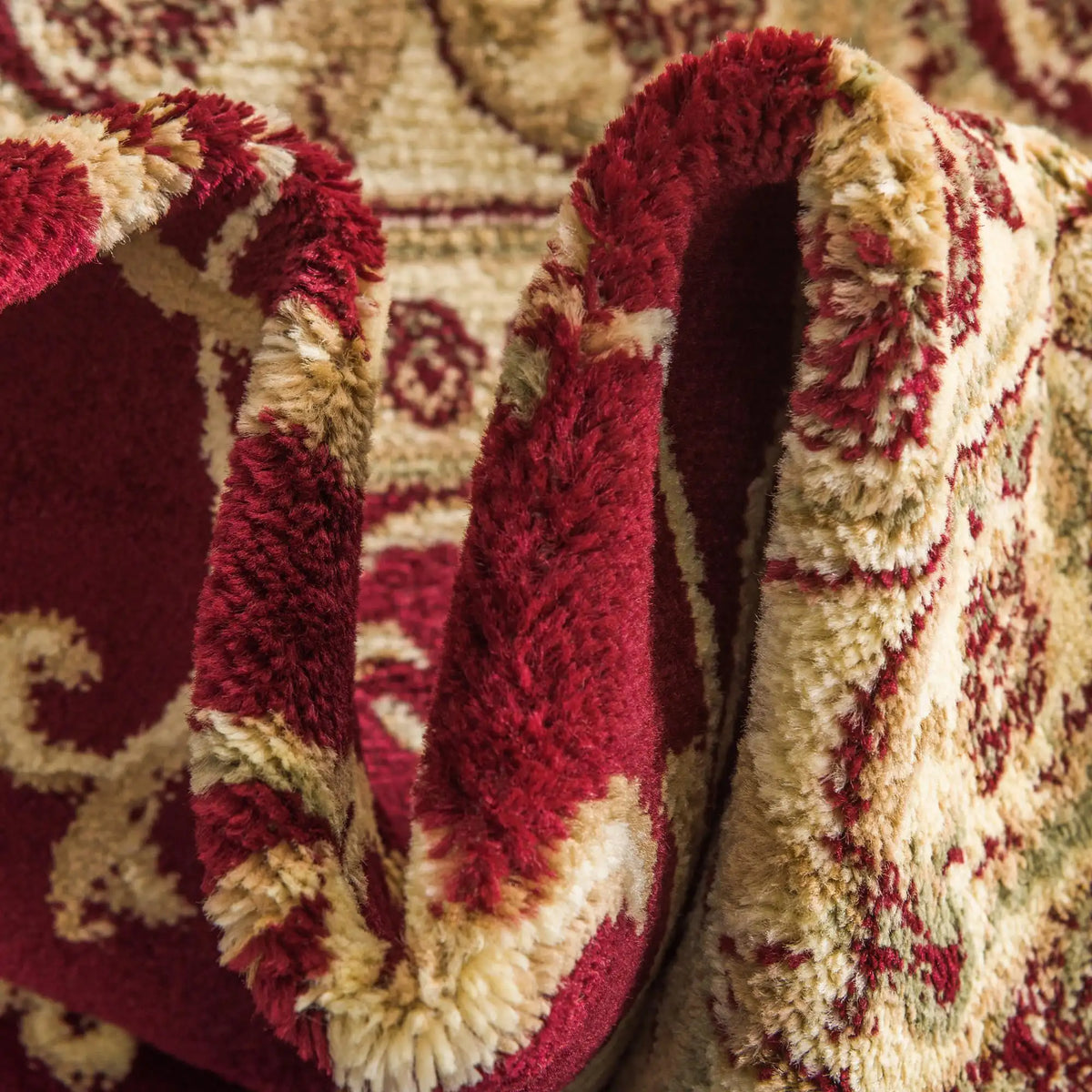 Rechteck Teppich Classic Aubusson in Rot von Hadorn™ - Lifestyle Image