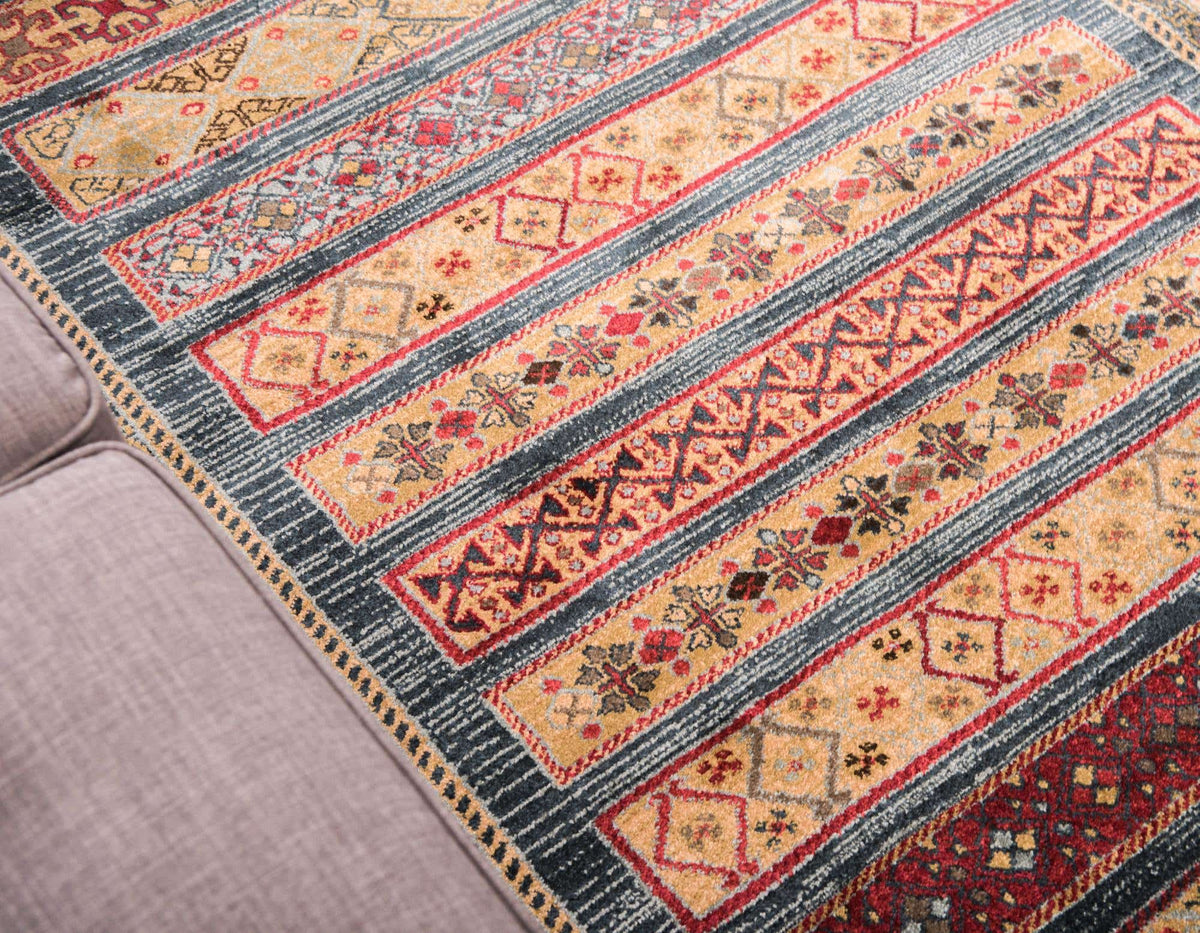 Rechteck Teppich Kashkuli Gabbeh in Blau von Hadorn™ - Lifestyle Image