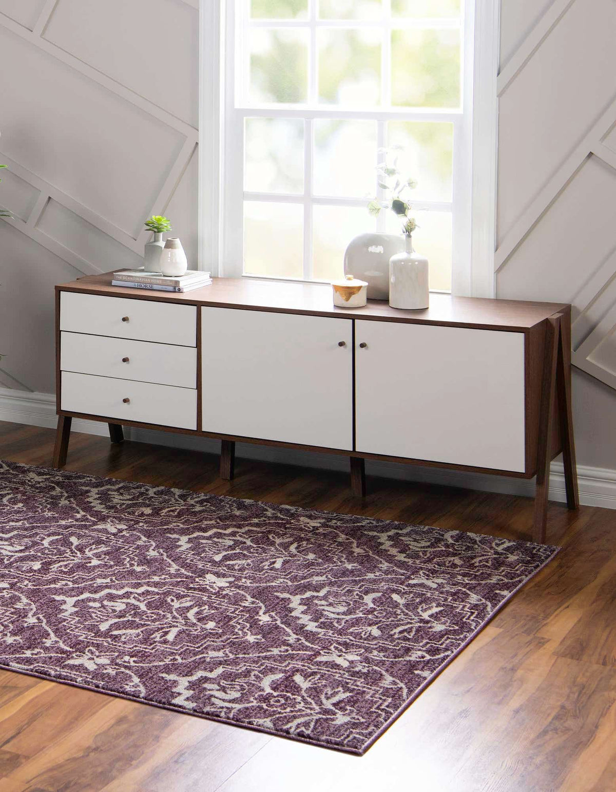 Rechteck Teppich Damask in Lila von Hadorn™ - Lifestyle Image
