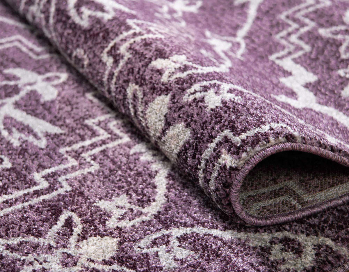 Rechteck Teppich Damask in Lila von Hadorn™ - Lifestyle Image