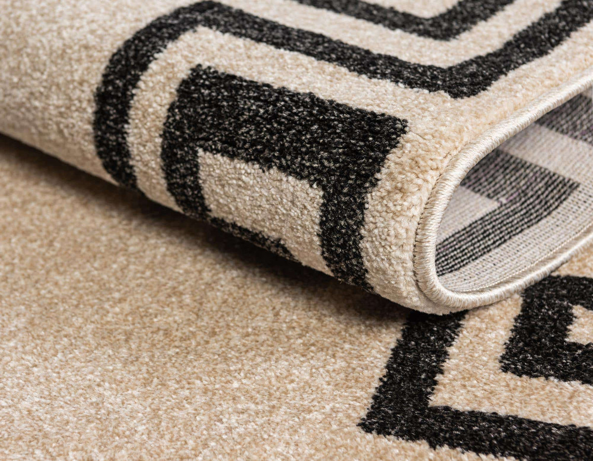 Rechteck Teppich Greek Key in Beige von Hadorn™ - Lifestyle Image