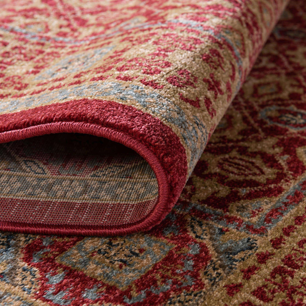 Rechteck Teppich Mamluk in Rot von Hadorn™ - Lifestyle Image