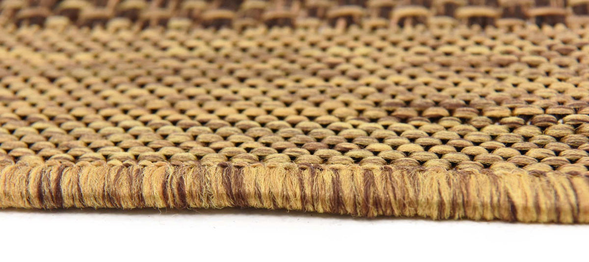 Rechteck Outdoor Teppich Outdoor Border in Hellbraun von Hadorn™ - Lifestyle Image