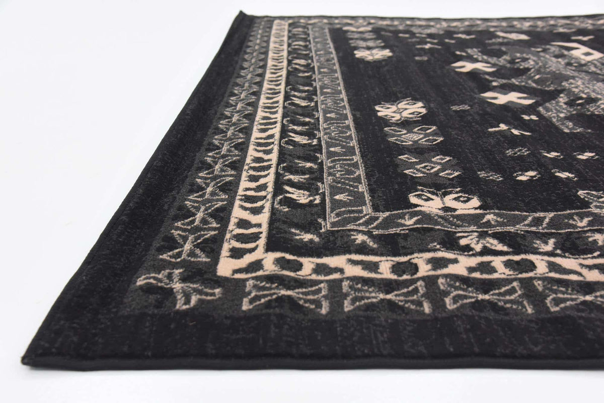 Quadratisch Teppich Heriz Design in Schwarz von Hadorn™ - Lifestyle Image