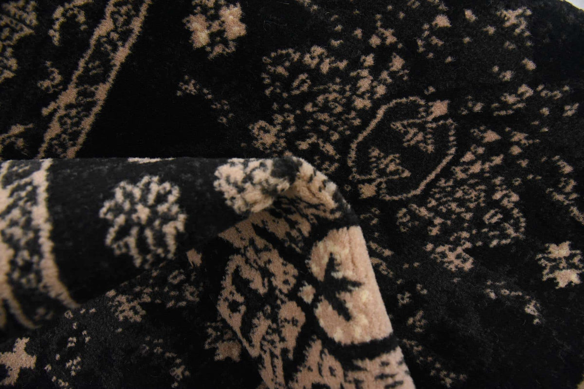 Läufer Teppich Heriz Design in Schwarz von Hadorn™ - Lifestyle Image