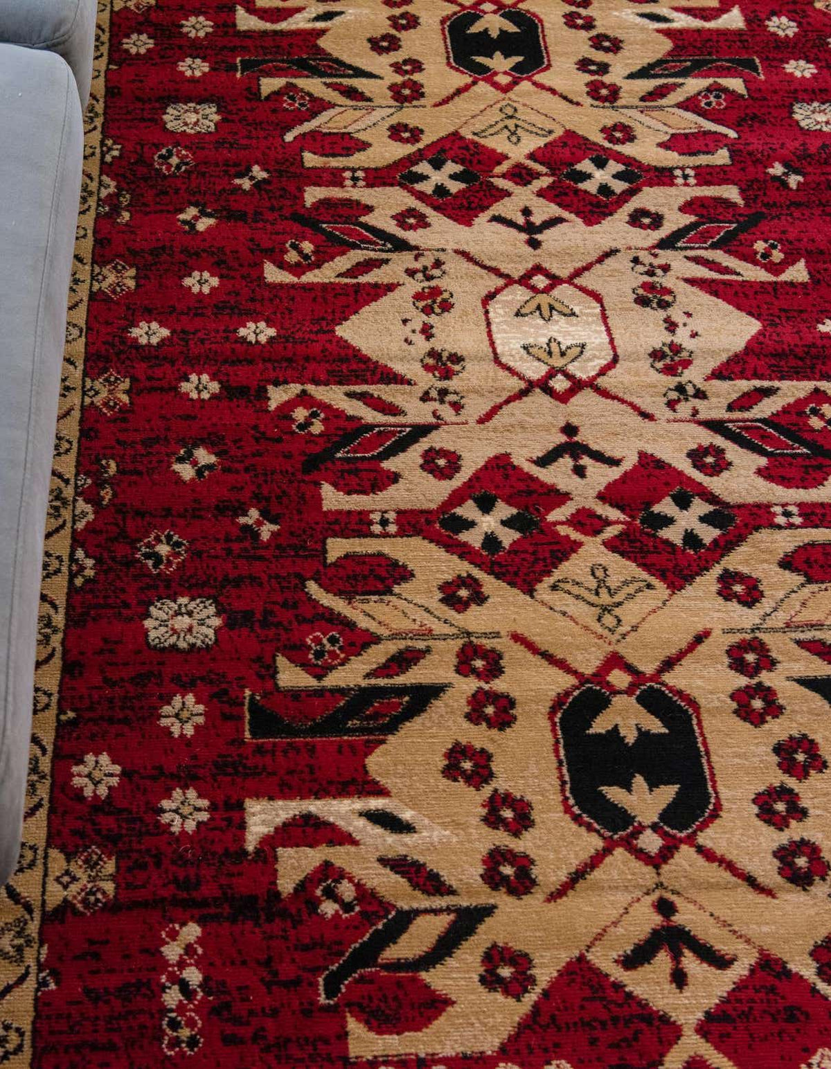 Rechteck Teppich Heriz Design in Rot von Hadorn™ - Lifestyle Image
