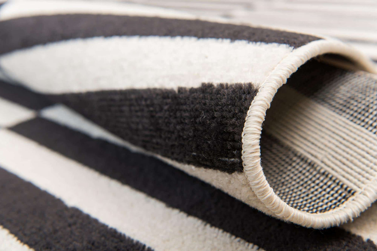 Rechteck Teppich Tribeca in Schwarz von Hadorn™ - Lifestyle Image