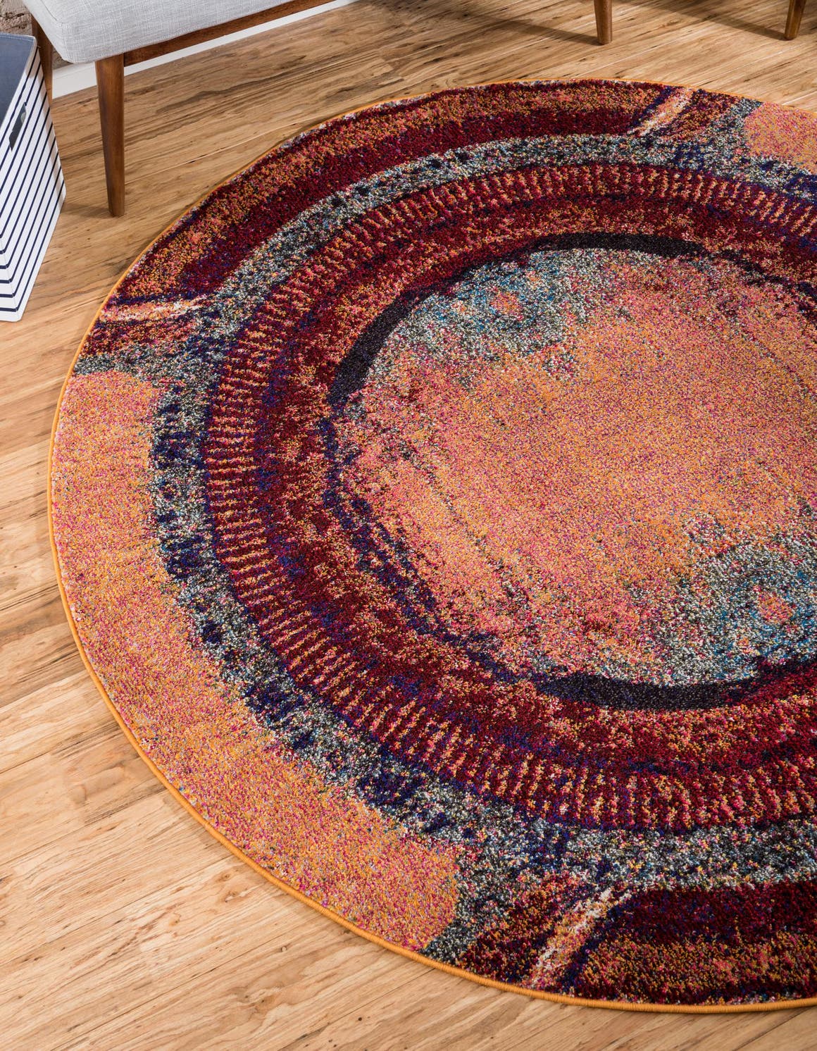 Rund Teppich Casablanca in Orange von Hadorn™ - Lifestyle Image