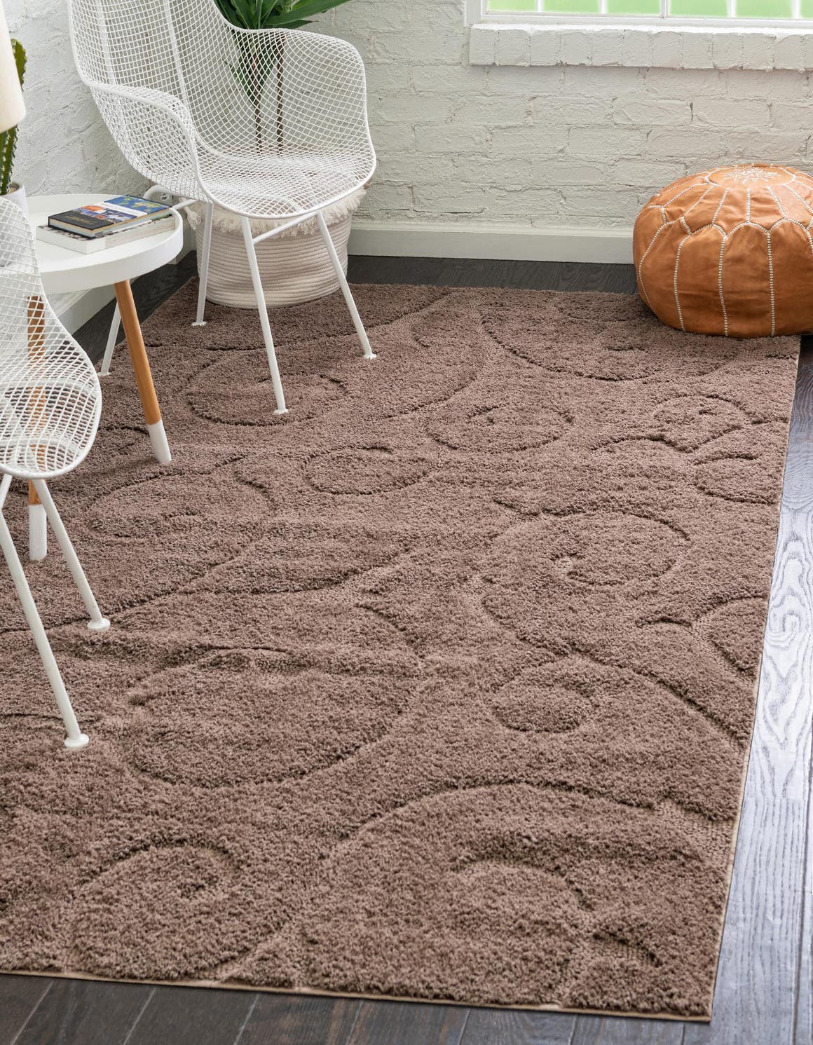 Rechteck Hochflorteppich Floral Shag in Braun von Hadorn™ - Lifestyle Image