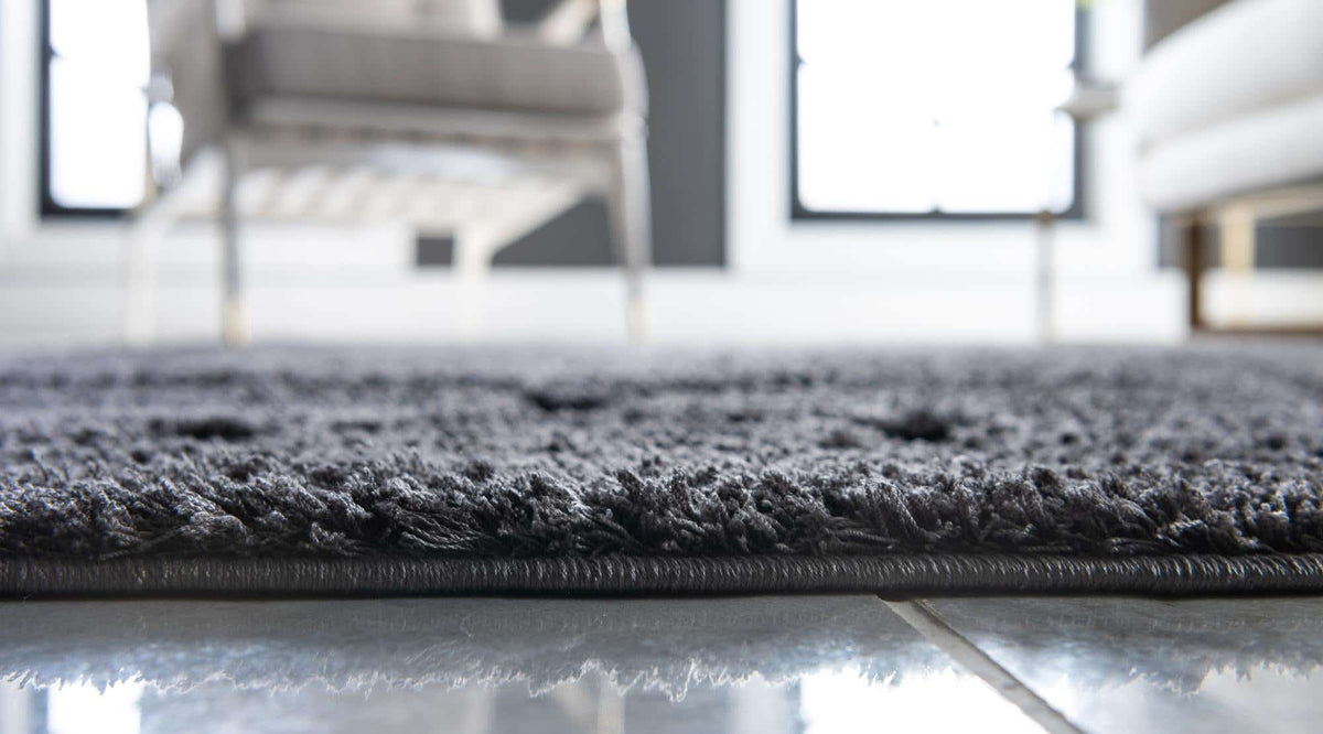 Rechteck Hochflorteppich Trellis Shag in Dunkelgrau von Hadorn™ - Lifestyle Image