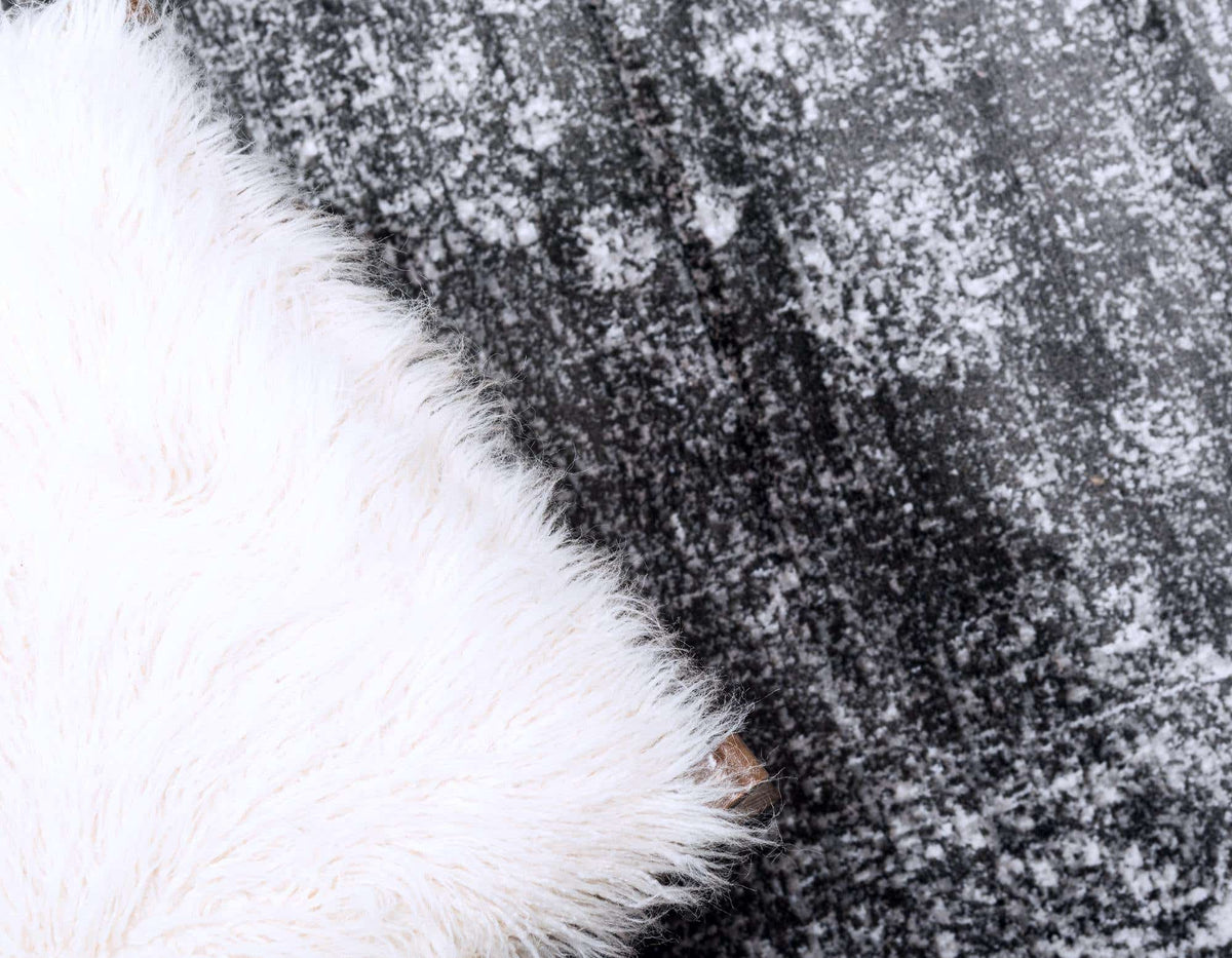 Rechteck Teppich Monaco in Dunkelgrau von Hadorn™ - Lifestyle Image