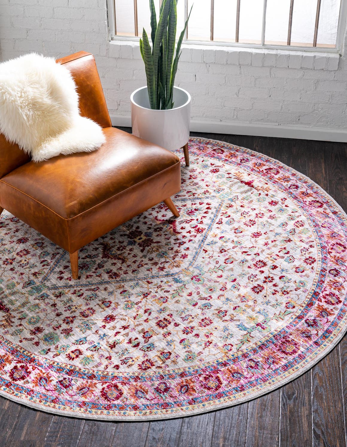 Rund Teppich Aqua in Grau von Hadorn™ - Lifestyle Image