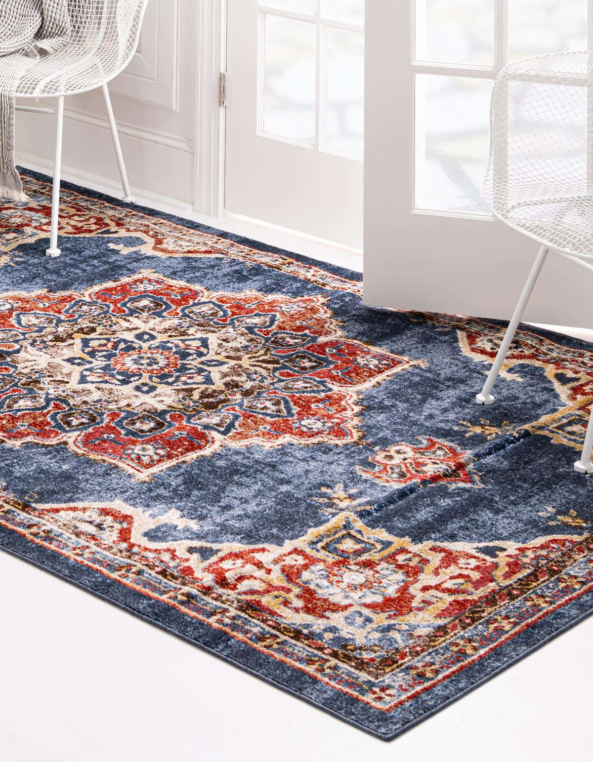 Rechteck Teppich Arcadia in Dunkelblau von Hadorn™ - Lifestyle Image