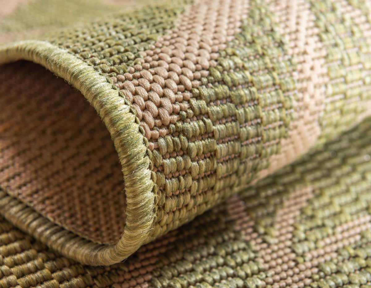 Rechteck Outdoor Teppich Outdoor Botanical in Hellgrün von Hadorn™ - Lifestyle Image