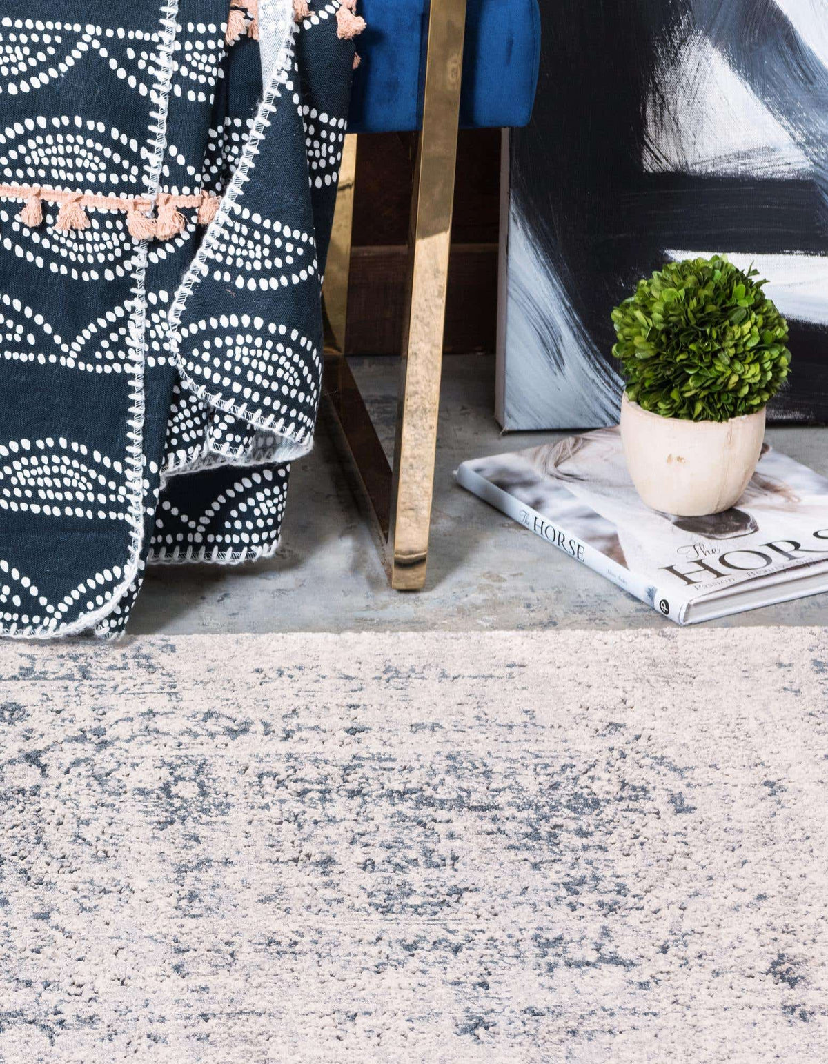 Läufer Teppich Villa in Grau von Hadorn™ - Lifestyle Image