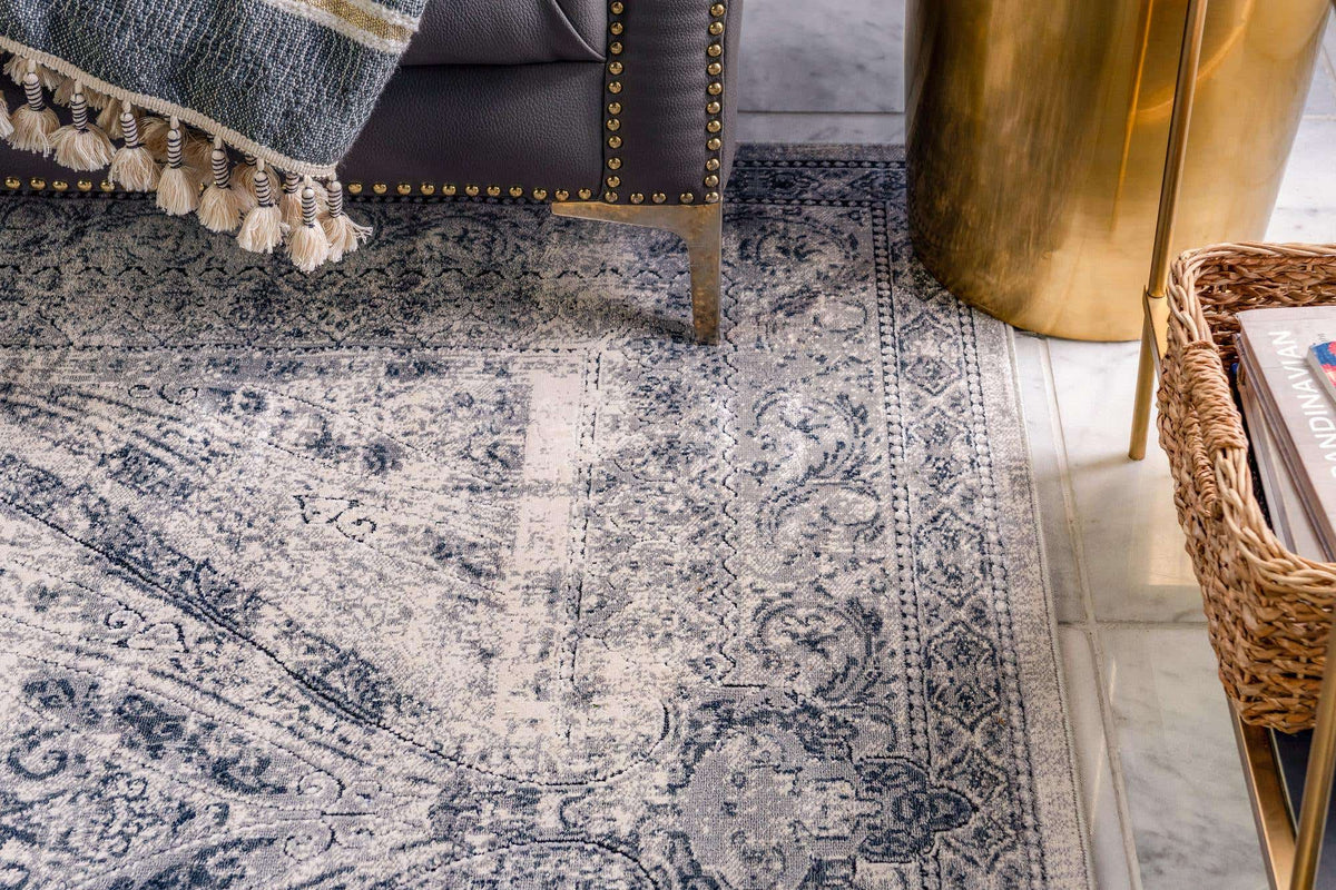 Rechteck Teppich Villa in Dunkelblau von Hadorn™ - Lifestyle Image