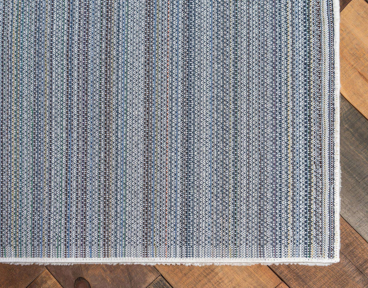 Rechteck Teppich Solid Frieze in Weiss von Hadorn™ - Lifestyle Image