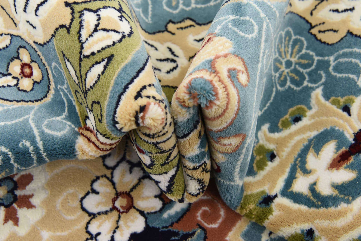 Rechteck Teppich Nain Design in Blau von Hadorn™ - Lifestyle Image