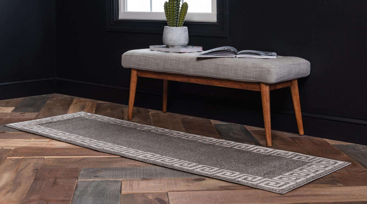 Läufer Teppich Greek Key in Grau von Hadorn™ - Lifestyle Image