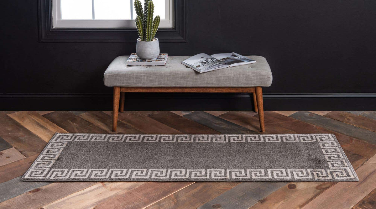 Läufer Teppich Greek Key in Grau von Hadorn™ - Lifestyle Image