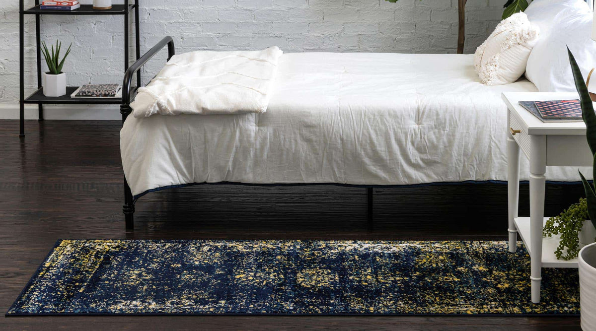Läufer Teppich Monaco in Blau von Hadorn™ - Lifestyle Image