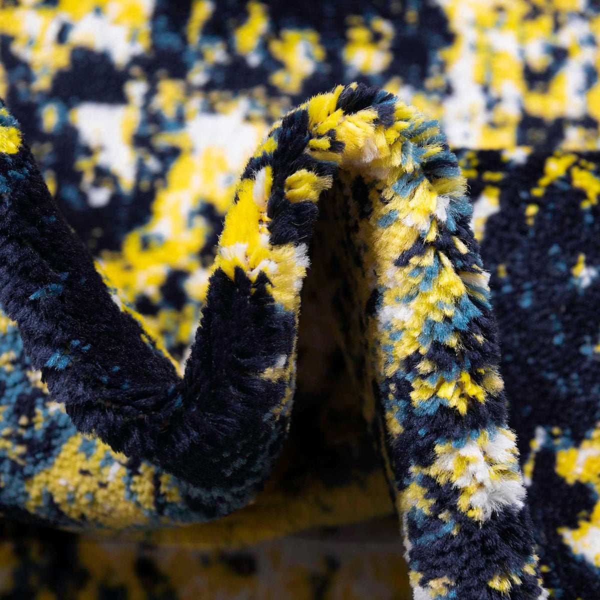 Rechteck Teppich Monaco in Blau von Hadorn™ - Lifestyle Image