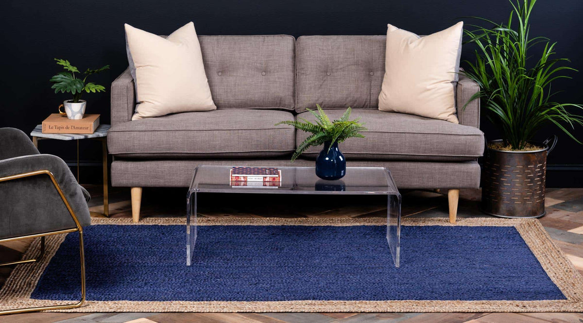 Rechteck Teppich Braided Jute in Blau von Hadorn™ - Lifestyle Image