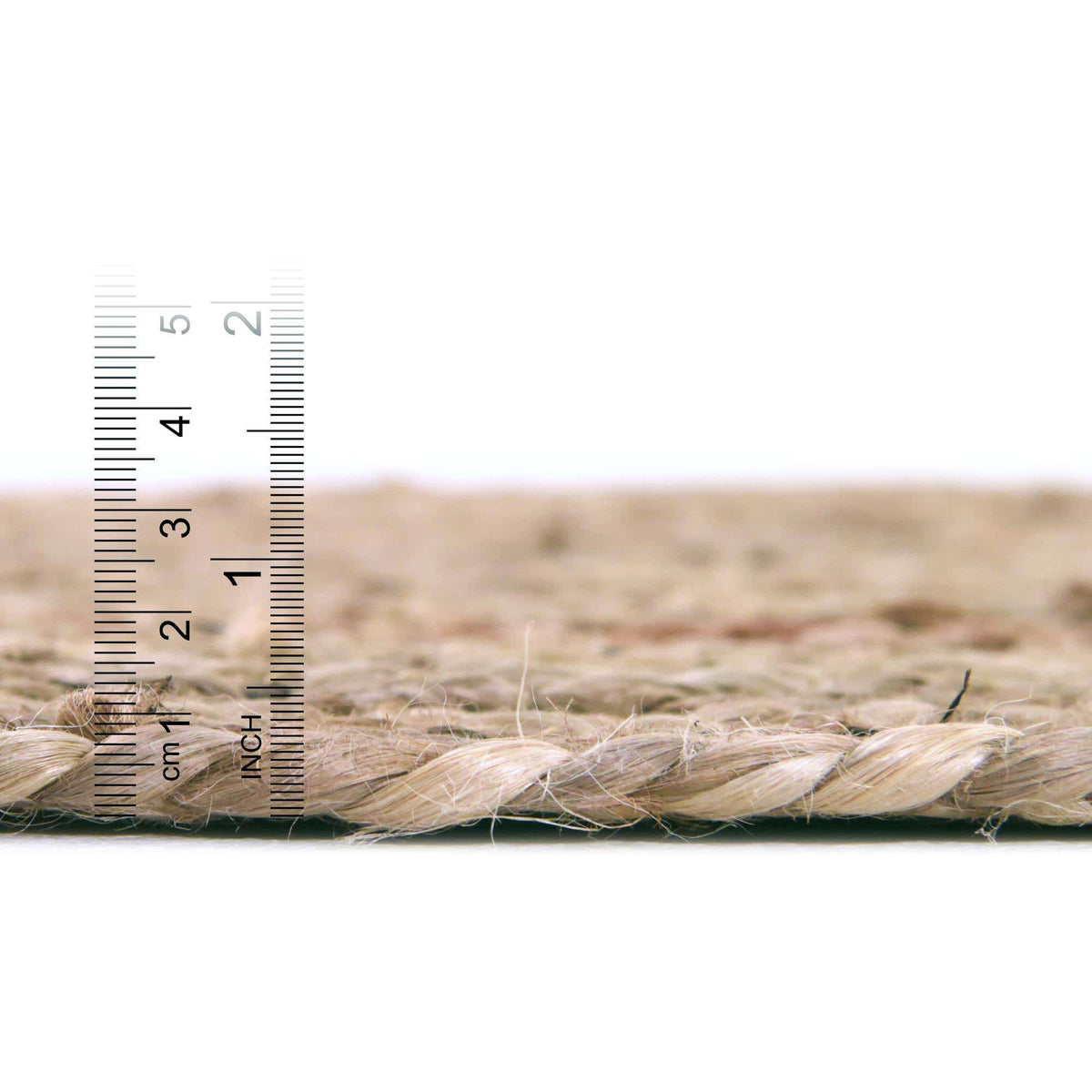 Läufer Teppich Braided Jute in Natürlich von Hadorn™ - Lifestyle Image