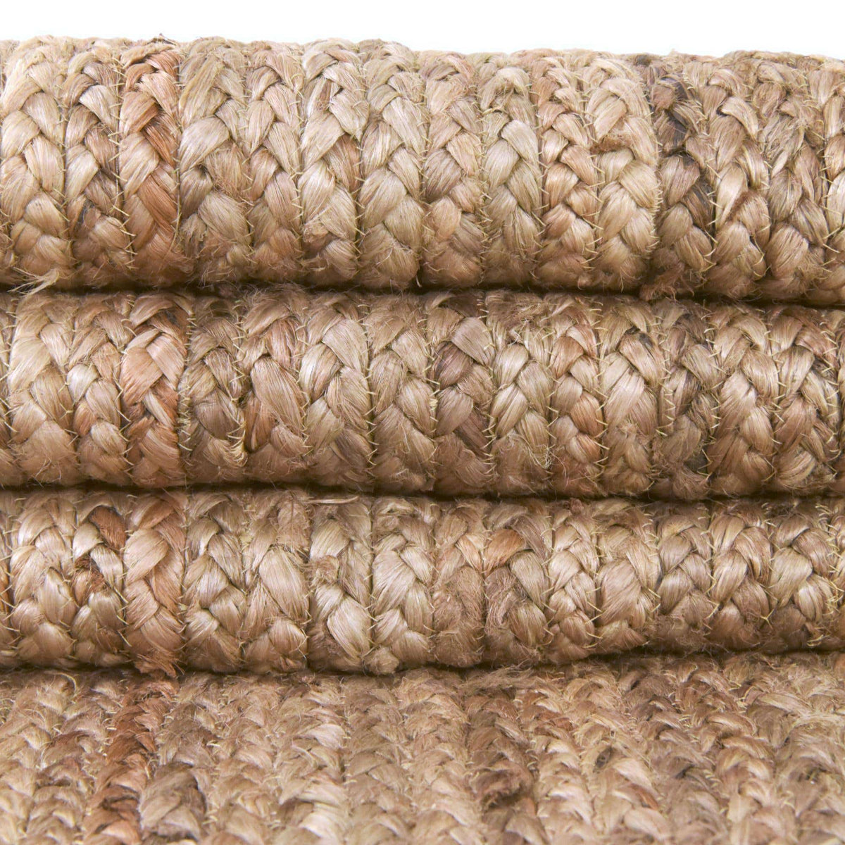 Läufer Teppich Braided Jute in Natürlich von Hadorn™ - Lifestyle Image