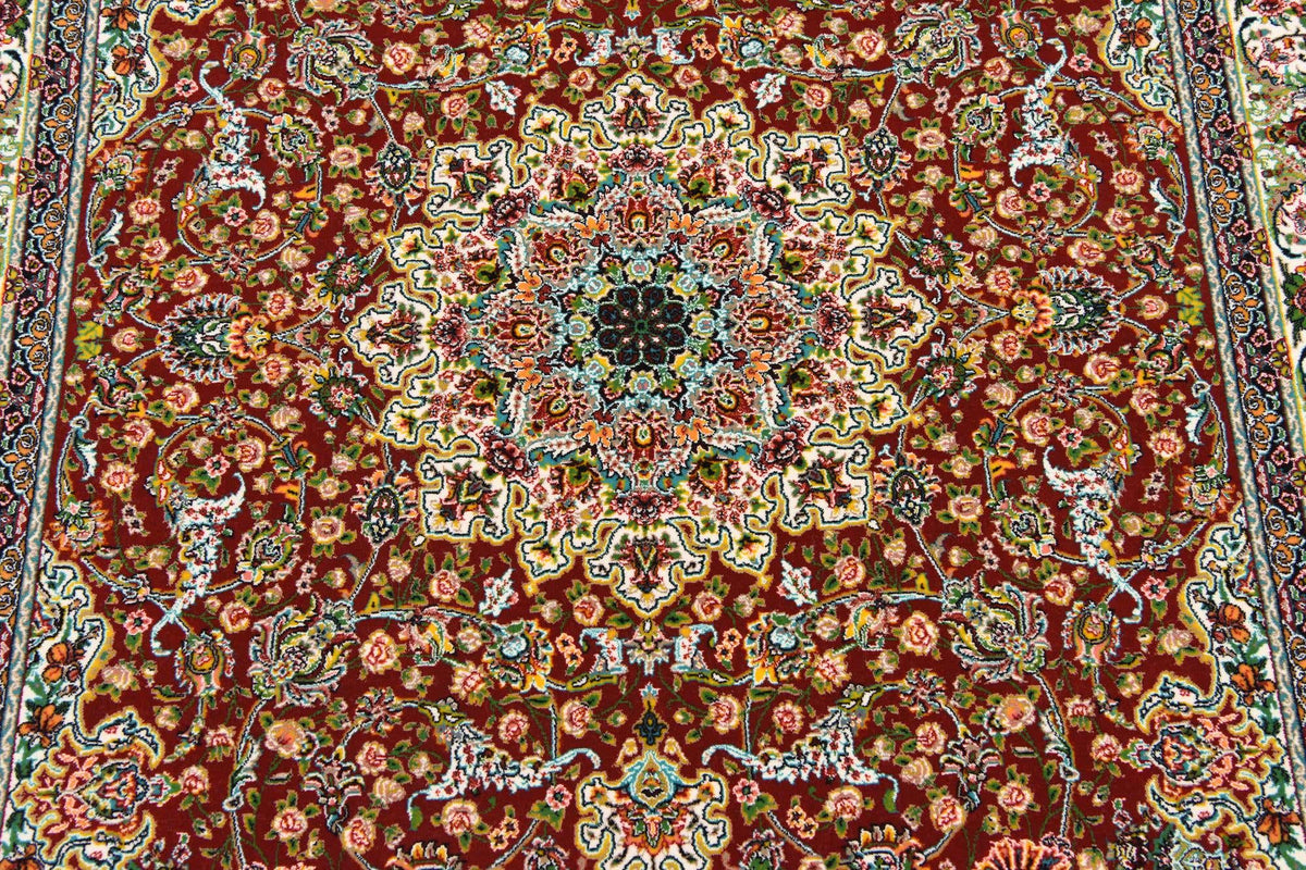 Läufer Teppich Dynasty in Rot von Hadorn™ - Lifestyle Image