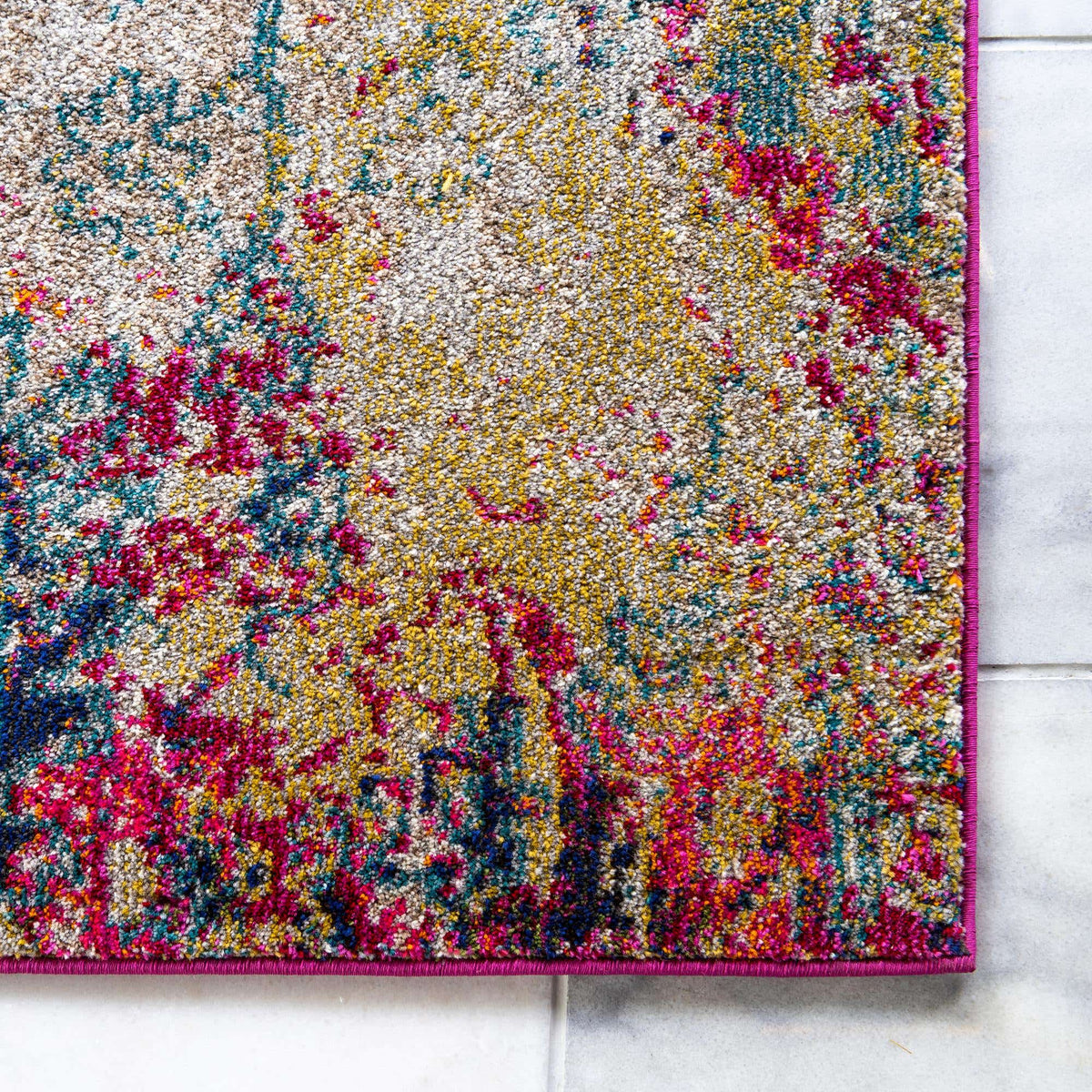 Rechteck Teppich Alta in Mehrfarbig von Hadorn™ - Lifestyle Image