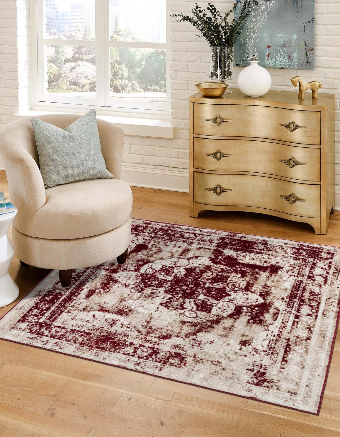 Quadratisch Teppich Monaco in Burgund von Hadorn™ - Lifestyle Image