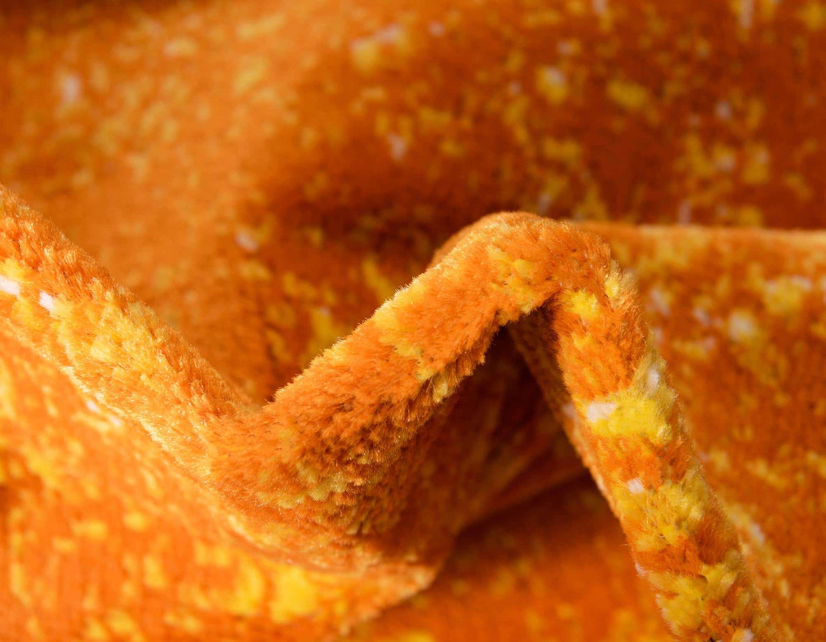 Quadratisch Teppich Monaco in Orange von Hadorn™ - Lifestyle Image