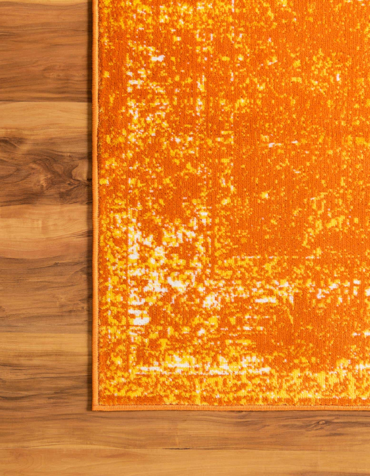 Quadratisch Teppich Monaco in Orange von Hadorn™ - Lifestyle Image