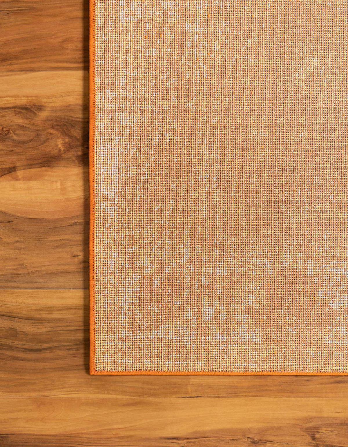 Quadratisch Teppich Monaco in Orange von Hadorn™ - Lifestyle Image