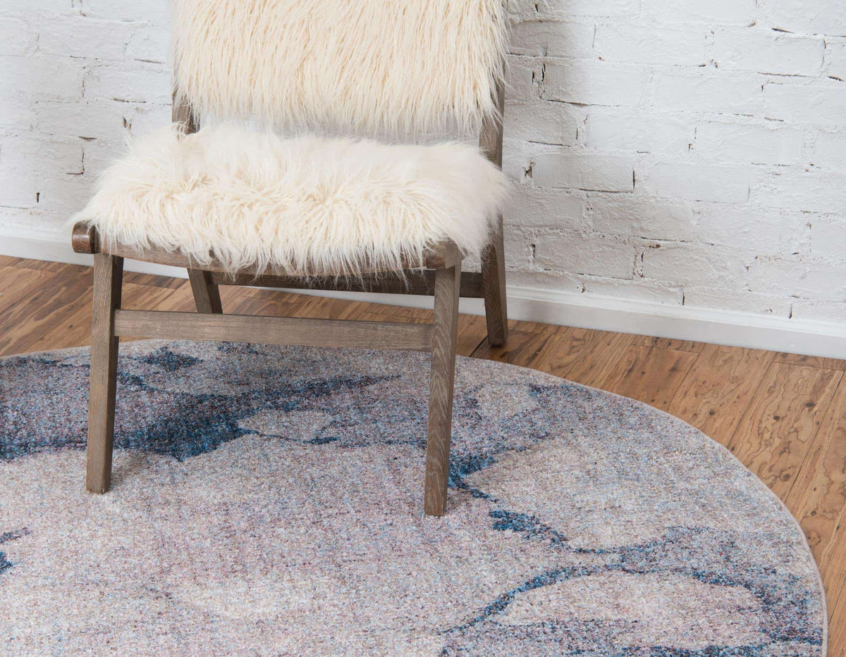 Rund Teppich Prism in Blau von Hadorn™ - Lifestyle Image