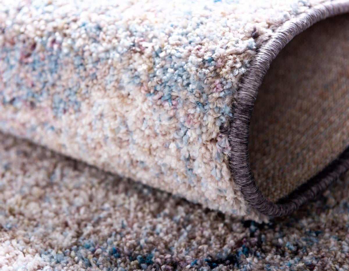 Rund Teppich Prism in Blau von Hadorn™ - Lifestyle Image