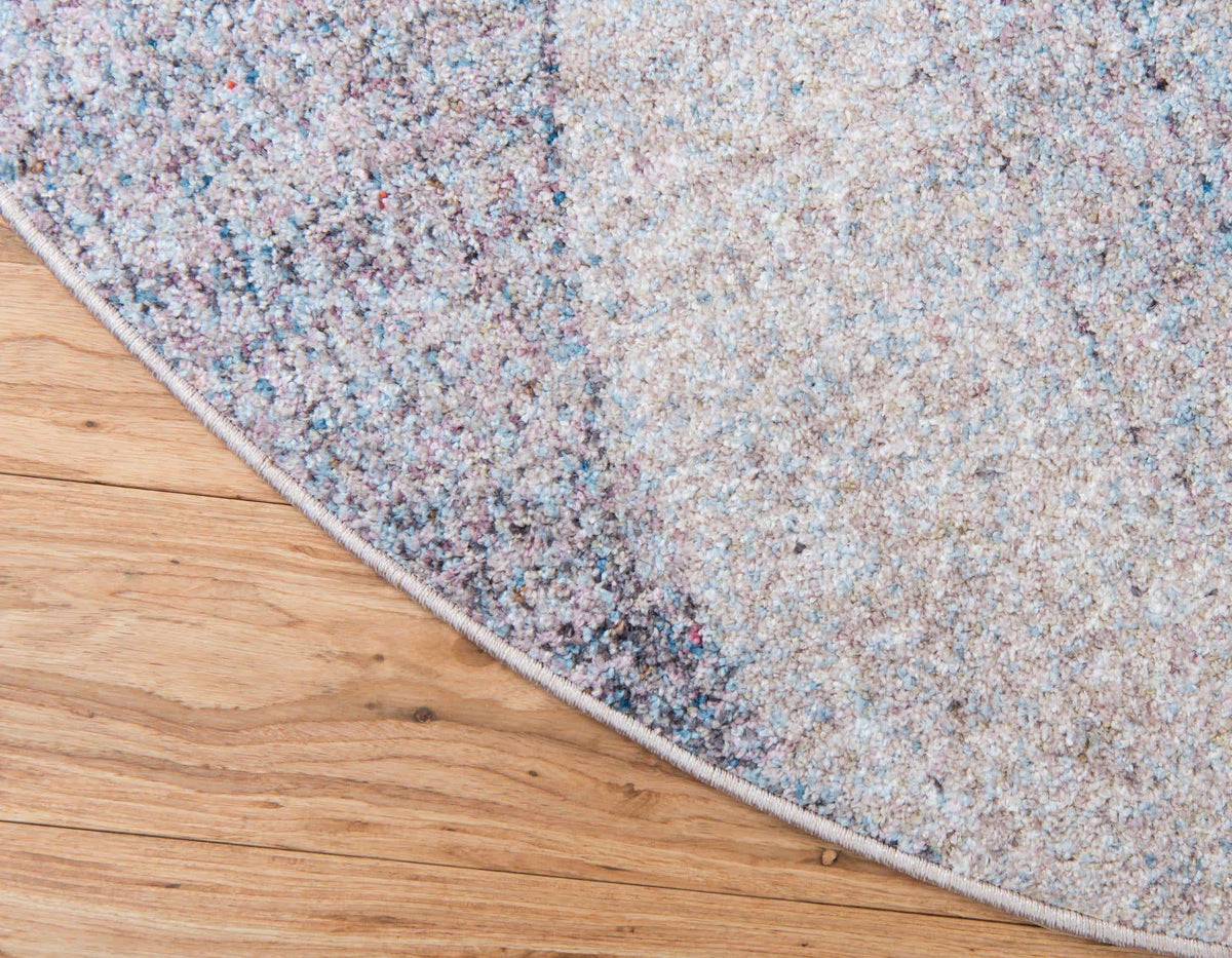 Rund Teppich Prism in Blau von Hadorn™ - Lifestyle Image