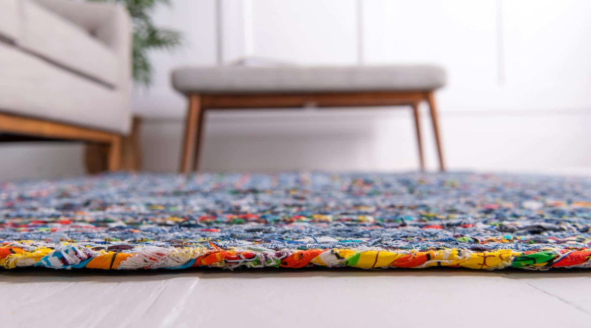 Rechteck Teppich Braided Chindi in Mehrfarbig von Hadorn™ - Lifestyle Image