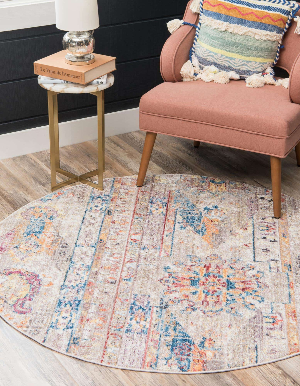 Rund Teppich Madrid in Beige von Hadorn™ - Lifestyle Image
