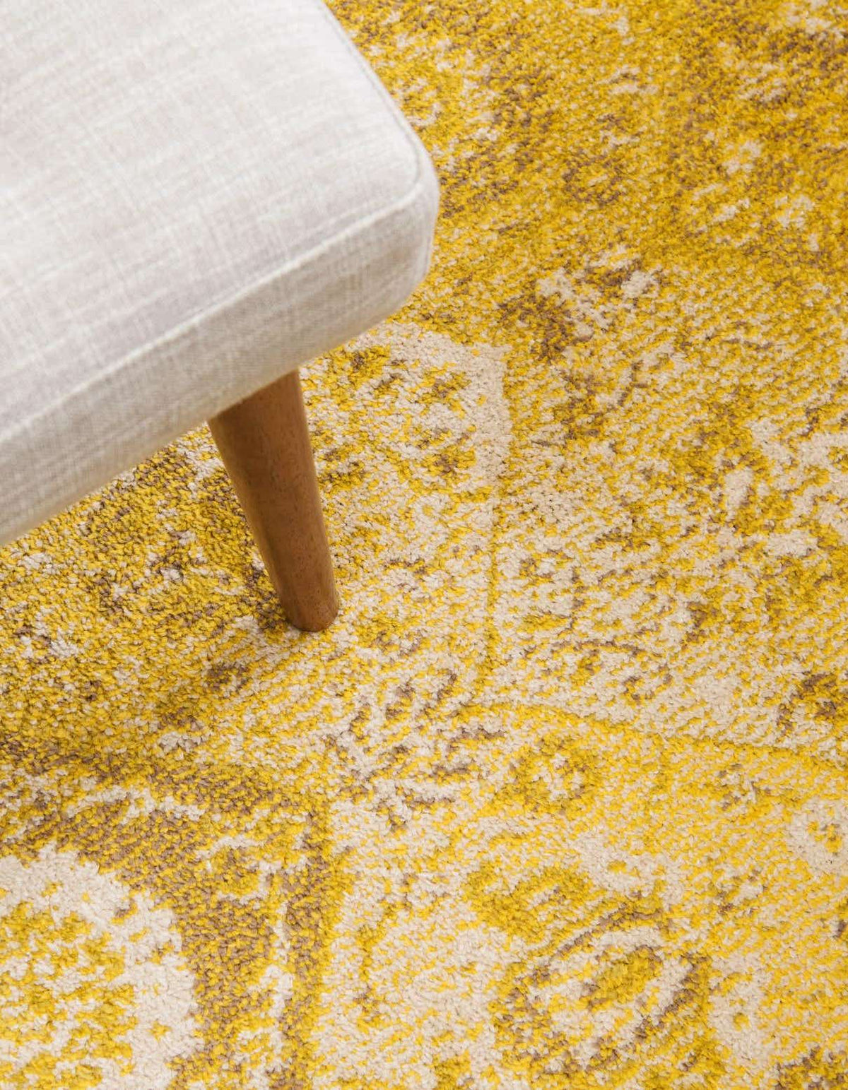 Quadratisch Teppich Carrington in Gelb von Hadorn™ - Lifestyle Image