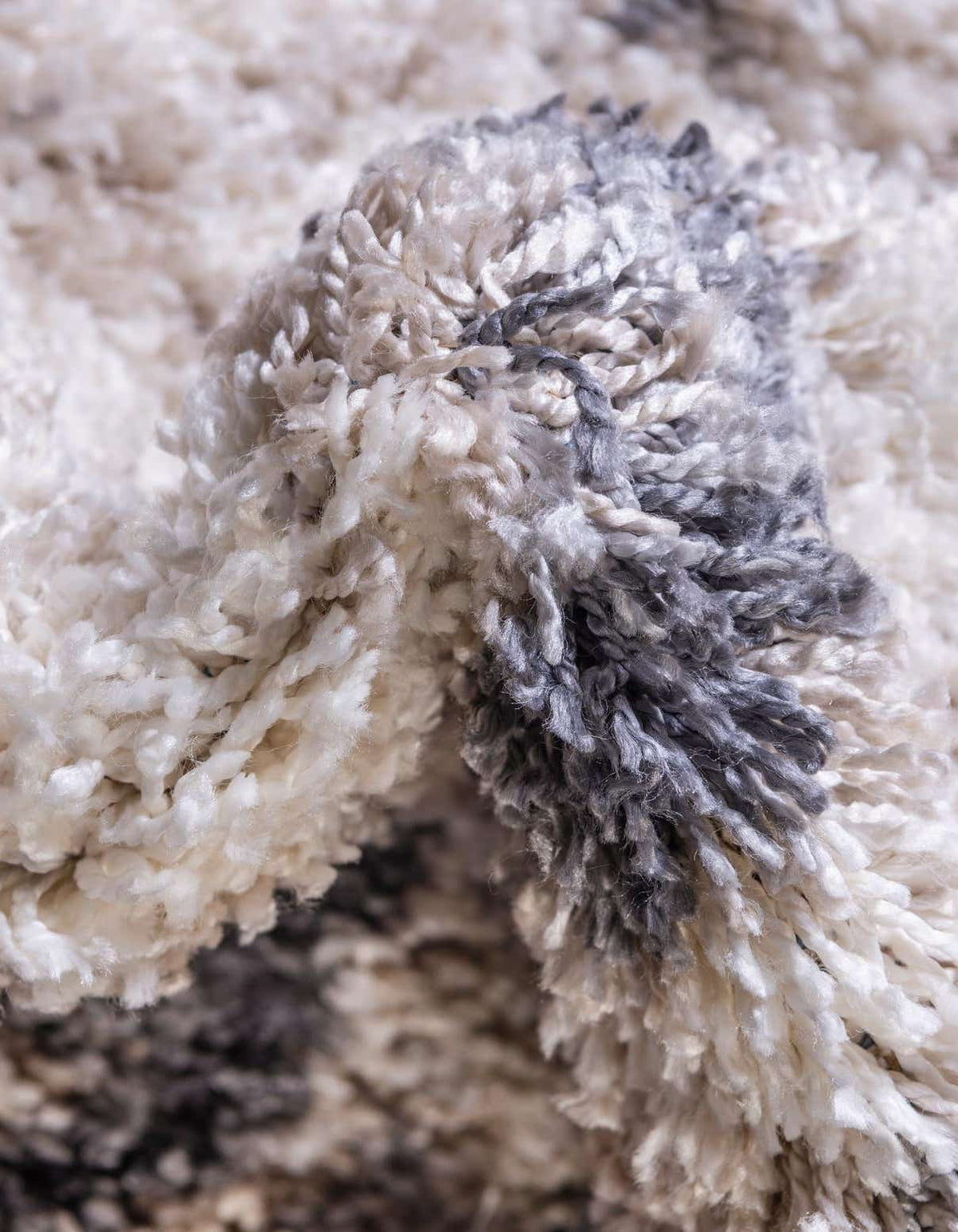 Läufer Hochflorteppich Lagom Shag in Grau von Hadorn™ - Lifestyle Image