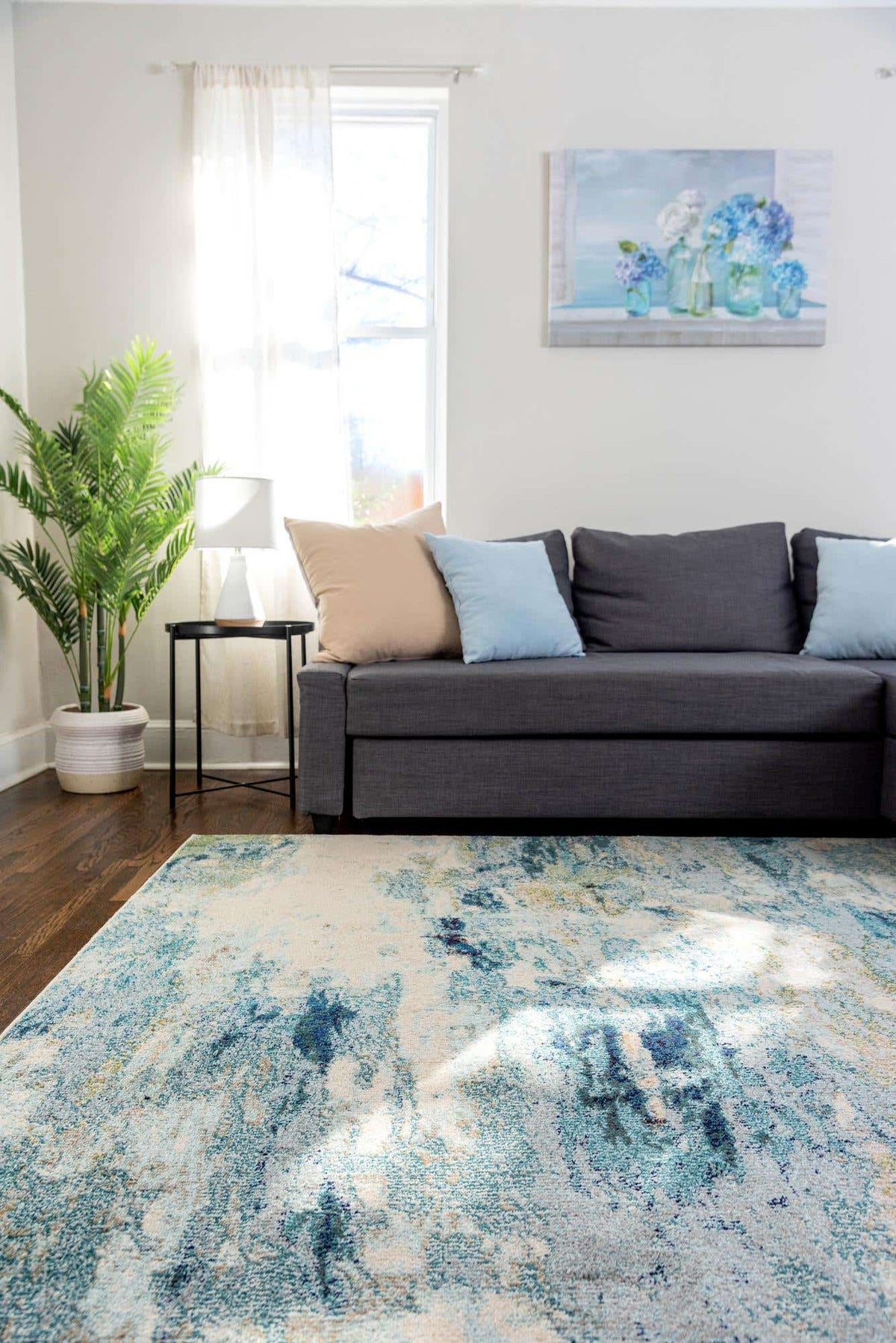 Rechteck Teppich Spectrum in Hellblau von Hadorn™ - Lifestyle Image