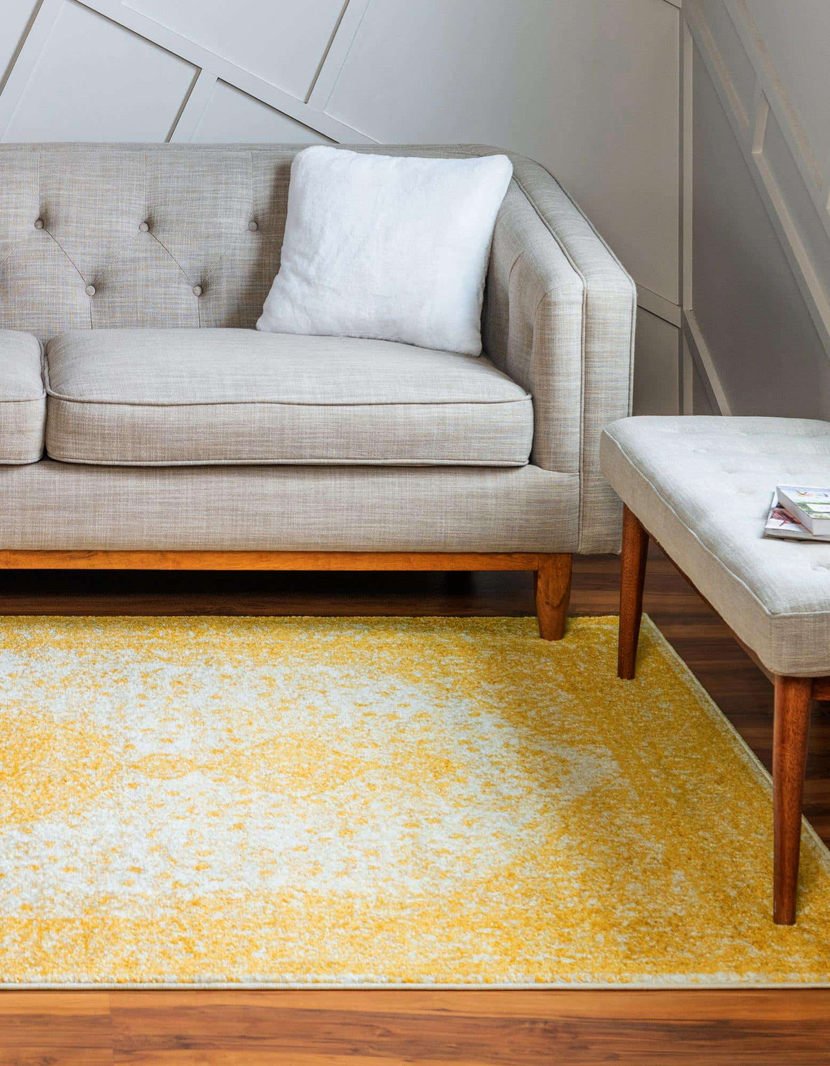Rechteck Teppich Bexley in Gelb von Hadorn™ - Lifestyle Image