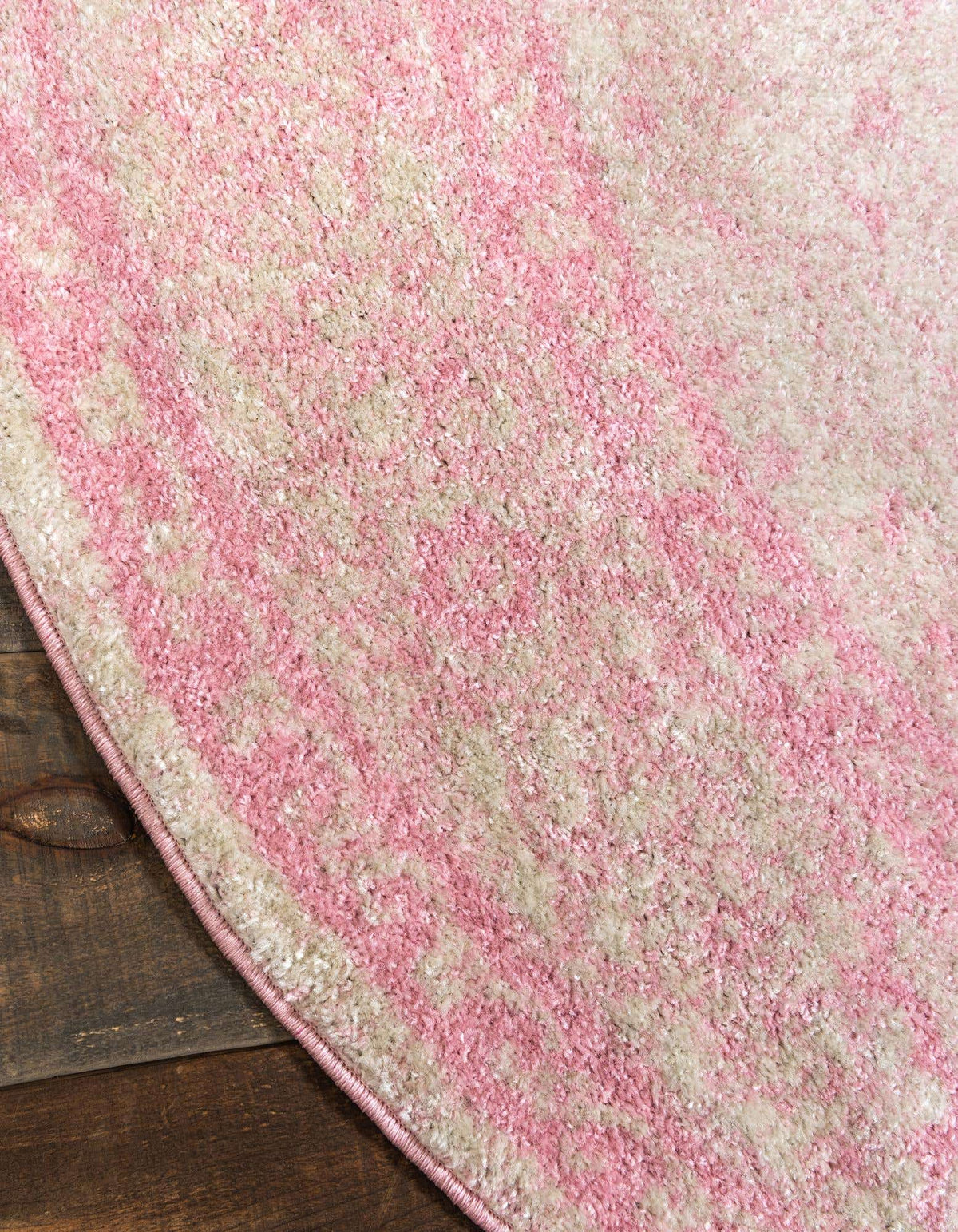 Rund Teppich Bexley in Rosa von Hadorn™ - Lifestyle Image