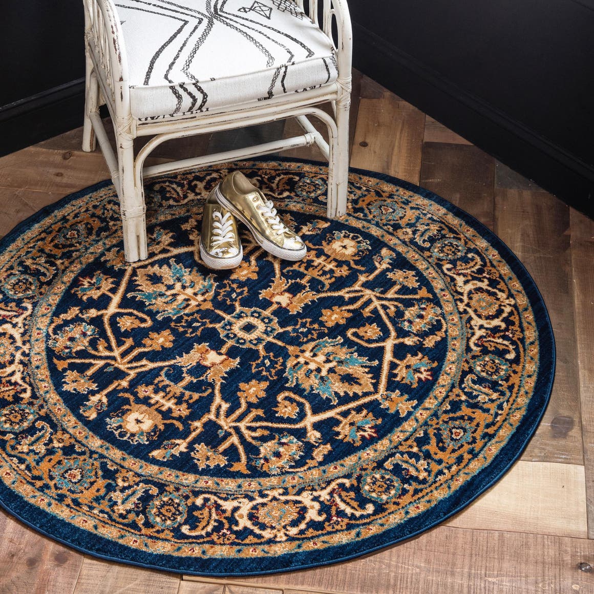 Rund Teppich Graham in Blau von Hadorn™ - Lifestyle Image